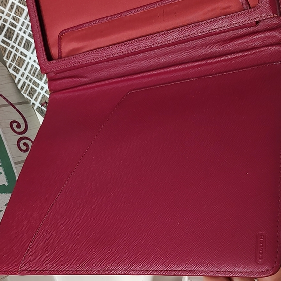 🥰UC Coach Brand Signature Monogram Leather IPOD/Tablet Case, Hot Pink/Purple - Picture 12 of 12